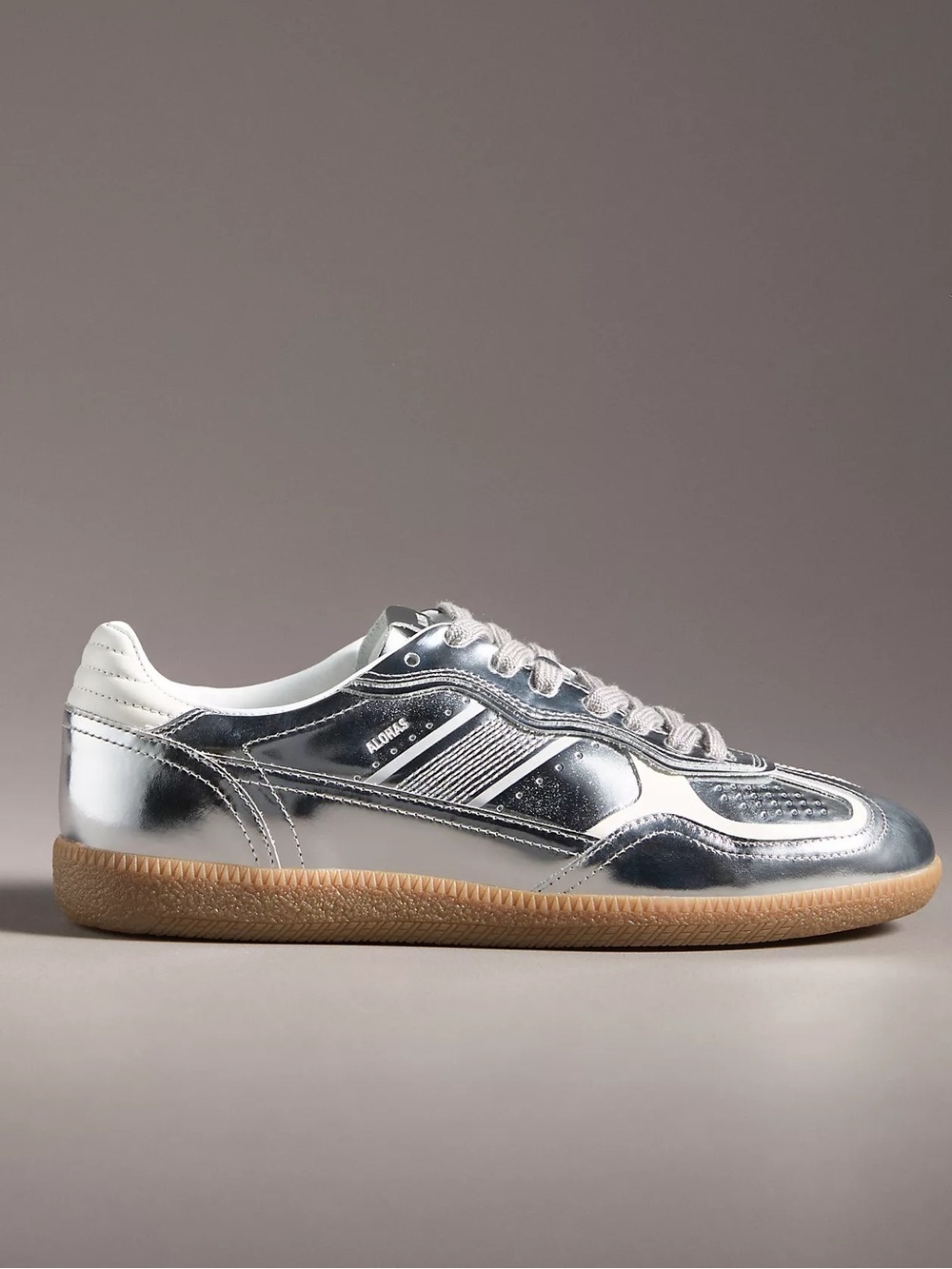 ALOHAS TB.490 Rife Shimmer Metallic Leather Sneakers in Silver Cream